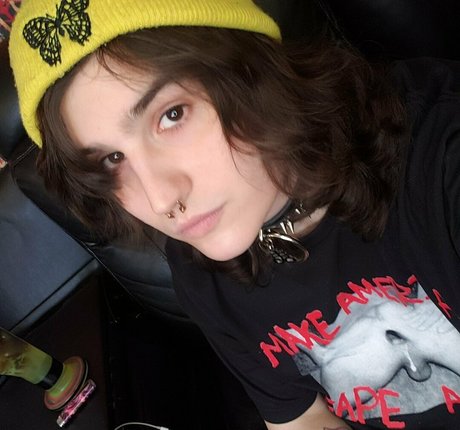 squat riding onlyfans sexy picture