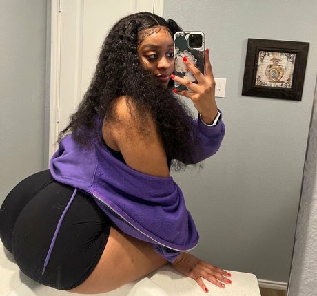 Iamdomtease star adult gallery