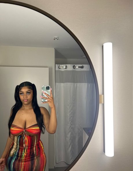 Iamdomtease erotic actress archive