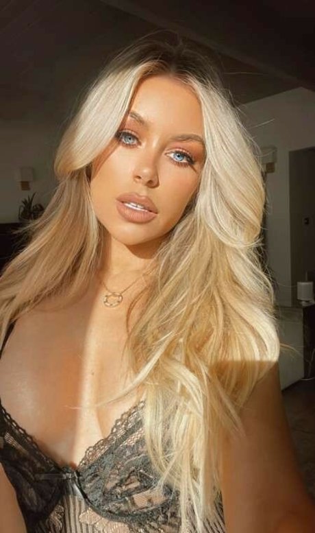 Tiffany Stanley naked model gallery