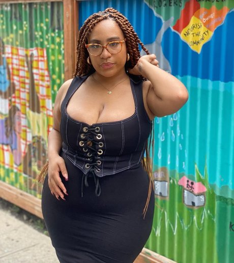 Kathrynn Marie nudes model image