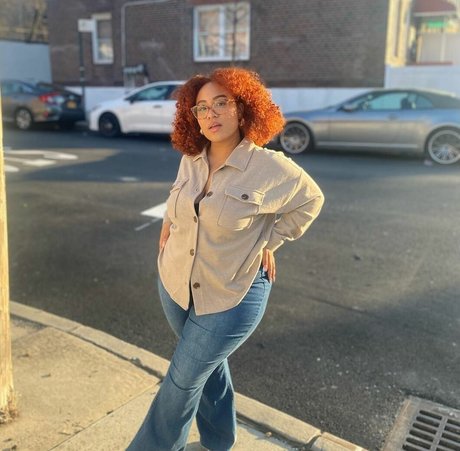 cum on glasses onlyfans free nude images