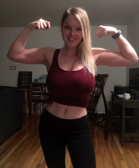 HealthyHappyFitandProud sex model photos