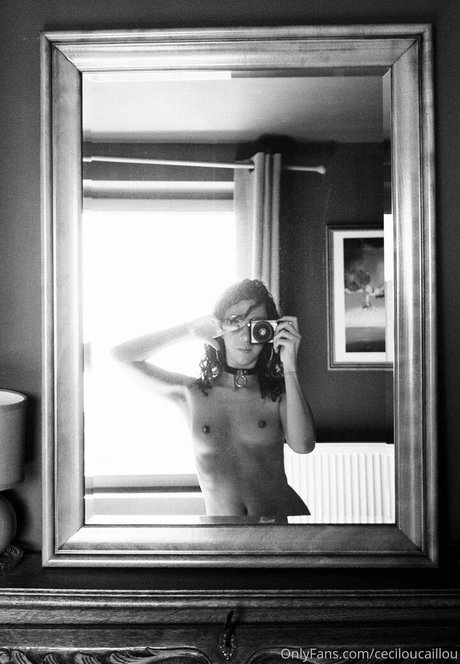 CecilouCaillou sex model pics