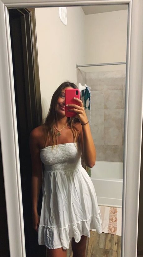 Abby Busick star pretty galleries