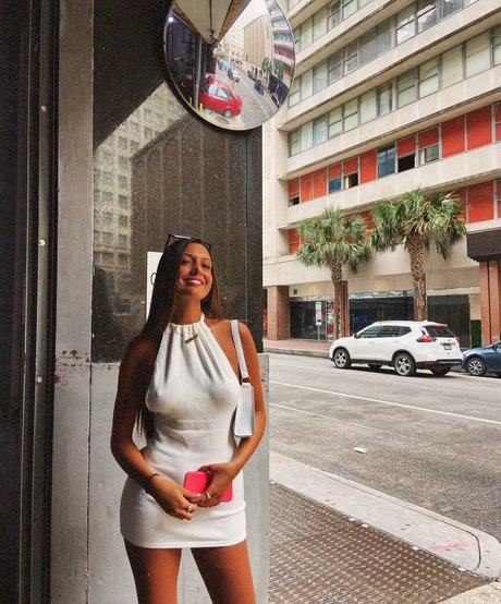 Abby Busick sexy model archive