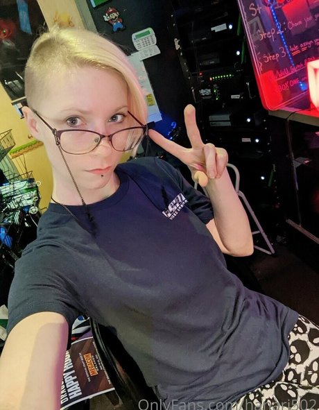 hanari502 model pretty picture