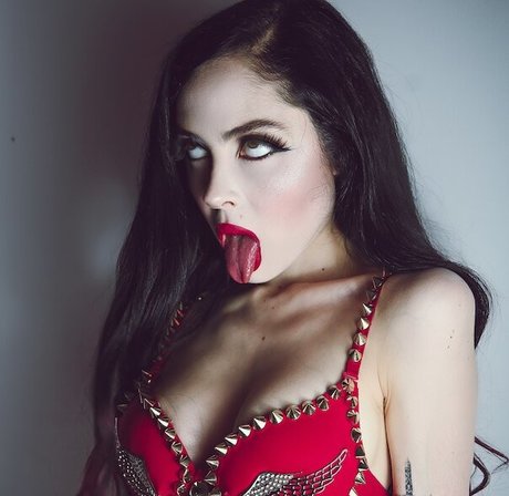 Maren Altman pornstar art archive