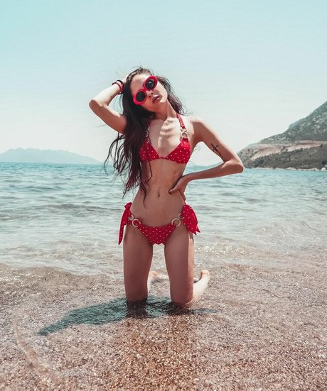 Maren Altman art actress galleries