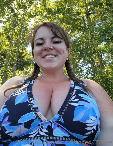 emmastoned420free nude star pic