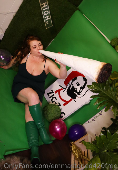 emmastoned420free exclusive actress pics