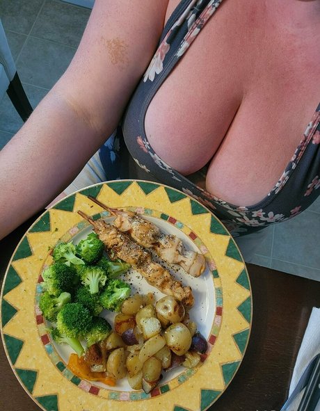 emmastoned420free nude model galleries