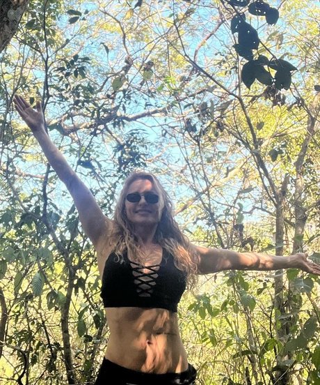 Rita Guedes star erotic archive