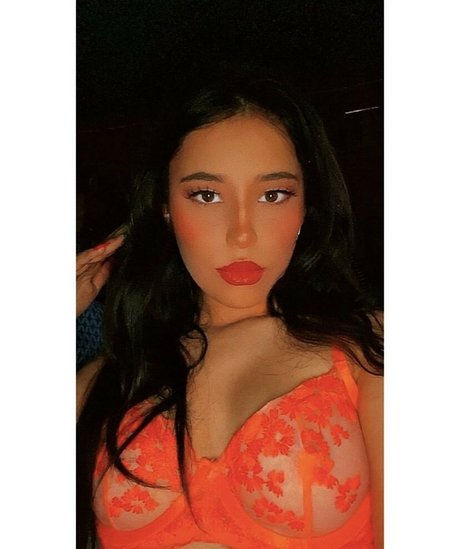 Agnes Inezz pornstar sexy gallery