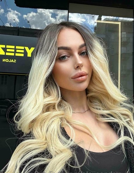 alexaandra vip top actress images