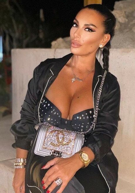 Silvia Iacucci star pornographic pics