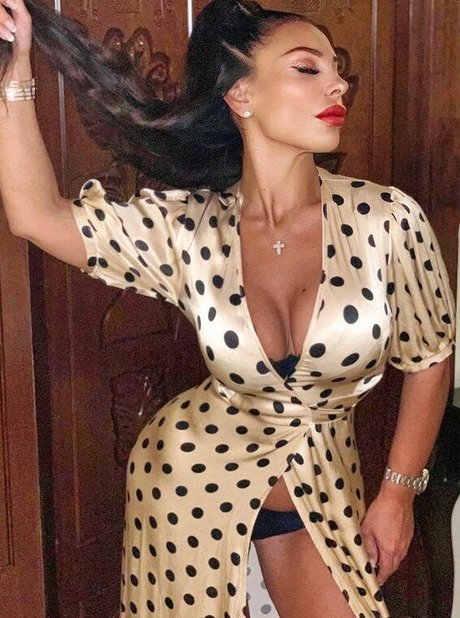 Silvia Iacucci art model image