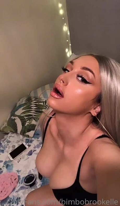 Bimbobrookelle best pornstar pics