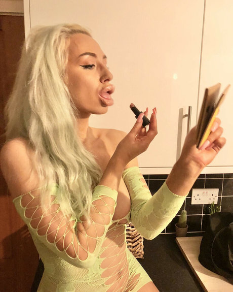 saggy milf onlyfans hot nude pictures