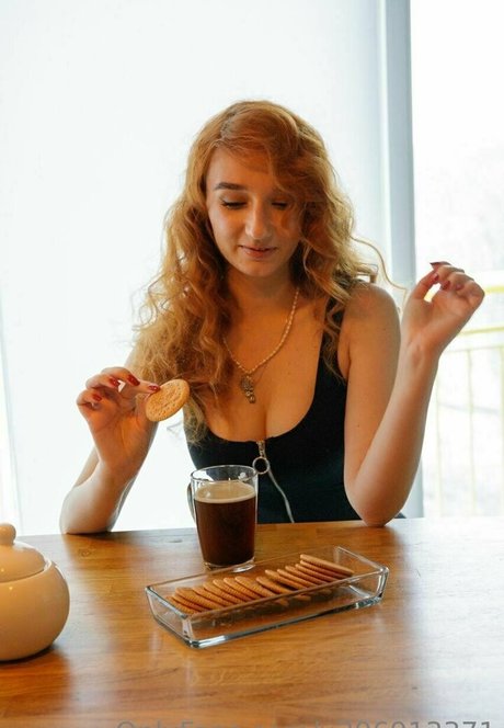 moniiikaaaa star pretty pics