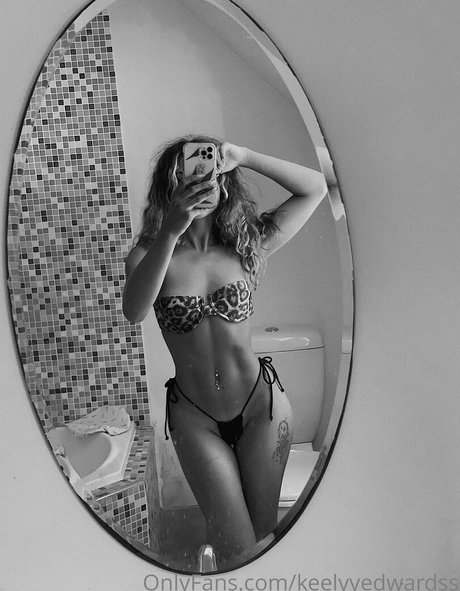 keelyyedwardss model pornographic archive