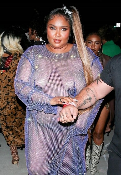 Lizzo top pornstar pics