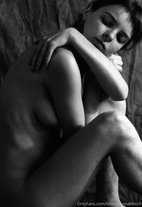 idontwannaklesch erotic star gallery