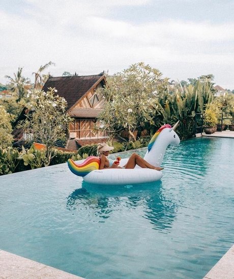 Lauren Bullen nude actress images