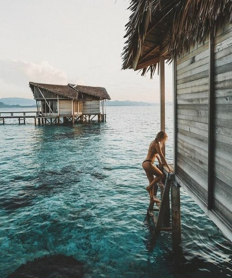 Lauren Bullen model adult pictures