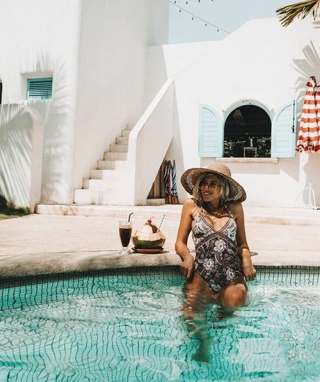 Lauren Bullen pornstar sexy img