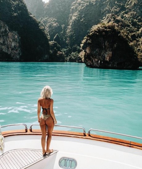 Lauren Bullen porn model picture