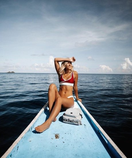 Lauren Bullen erotic model pics