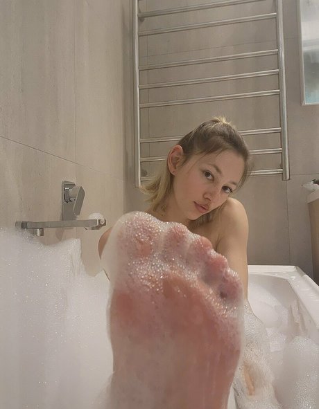 MissAlice free actress picture