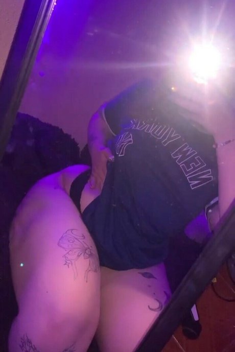 mathildawtf exclusive pornstar image