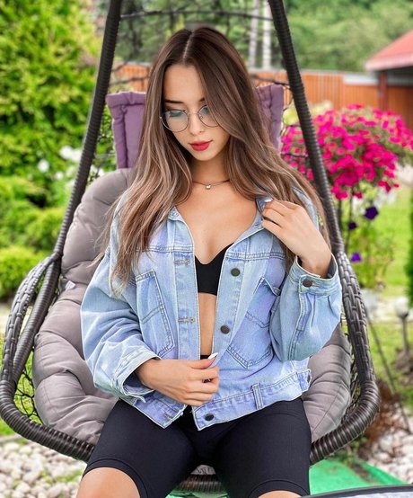 Kira Asmi nudes pornstar picture