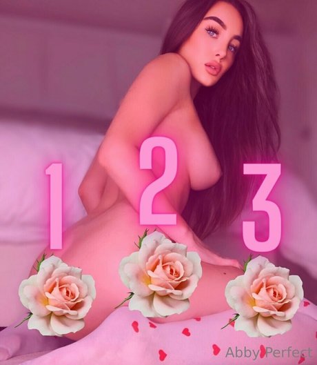 curvy girls onlyfans pornographic photos