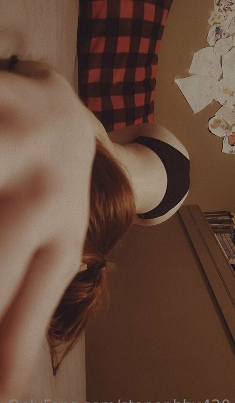 stoner bby420 star porn photos