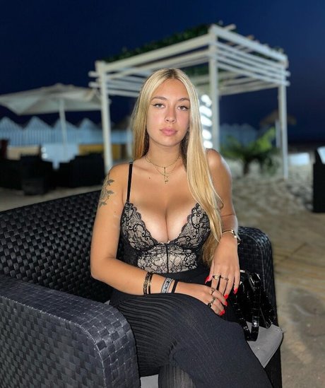 rafaelamoutinho beautiful star pic