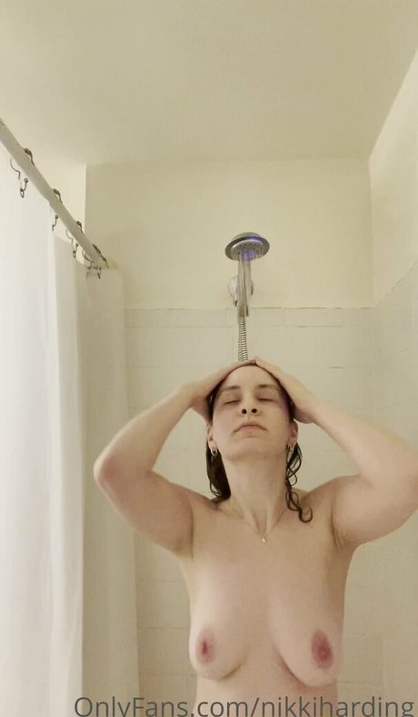 Nikki Harding naked actress image