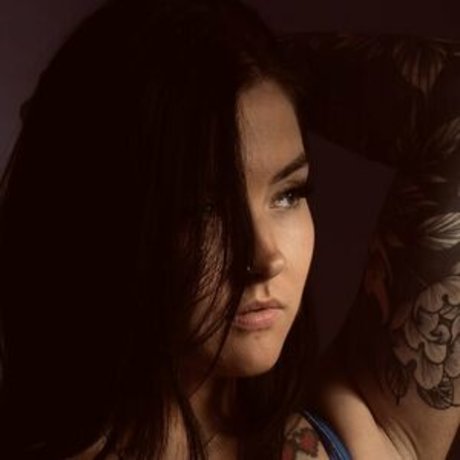 magxnumb art actress galleries