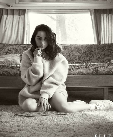 Ana De Armas star exclusive pictures