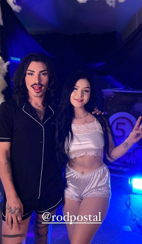 Eduarda Yuni star erotic image