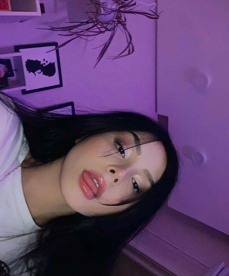 Eduarda Yuni art actress photo