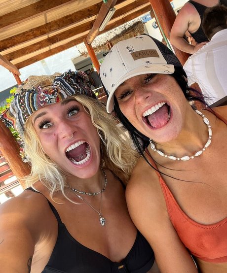 Sol Ruca model image