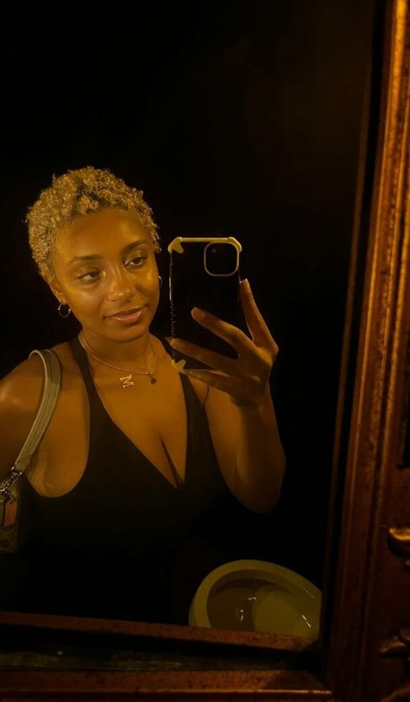 planterriah nude model galleries