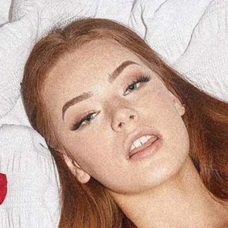 Sarah Barton free actress img