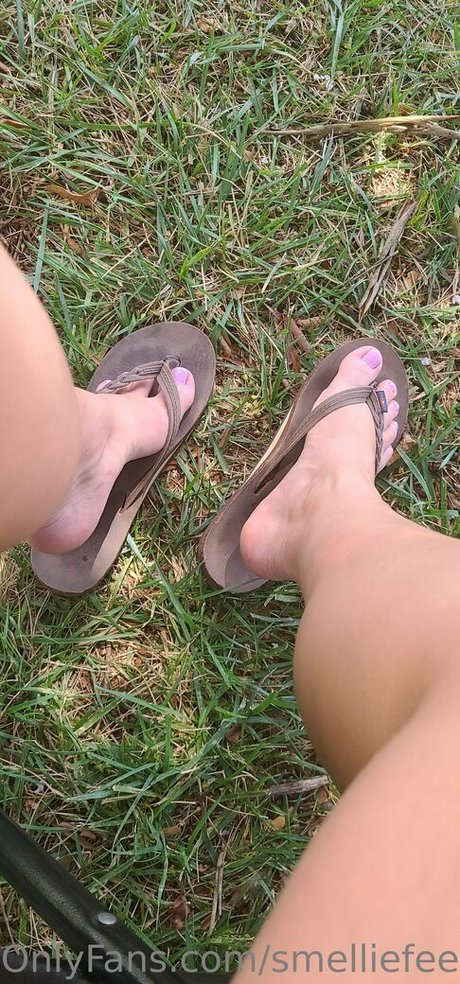 smelliefeetsweetie star porn pic