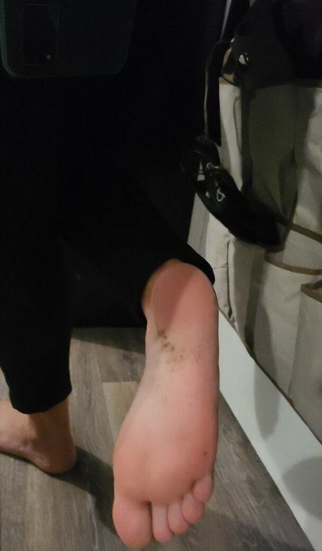 smelliefeetsweetie star perfect photos