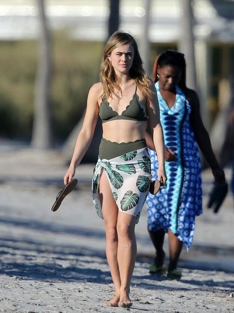 Melissa Roxburgh art star archive