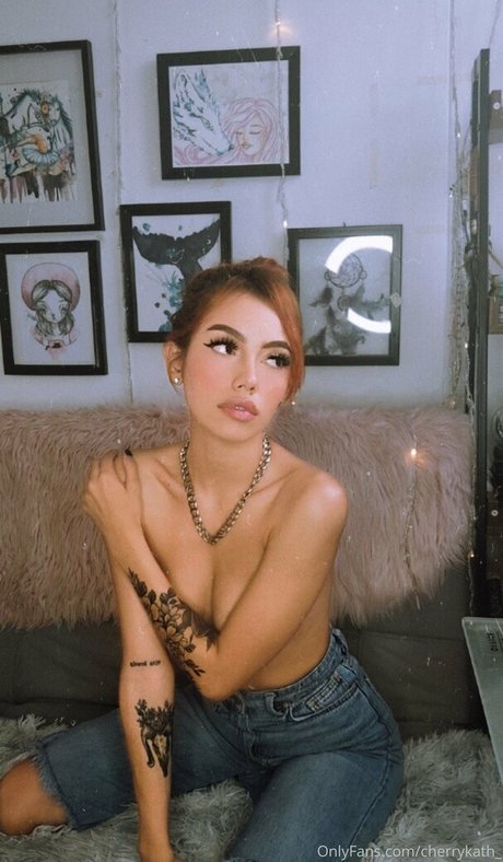 big tits cougar onlyfans nudes pic